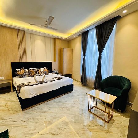 Hotel 51 Амритсар Экстерьер фото