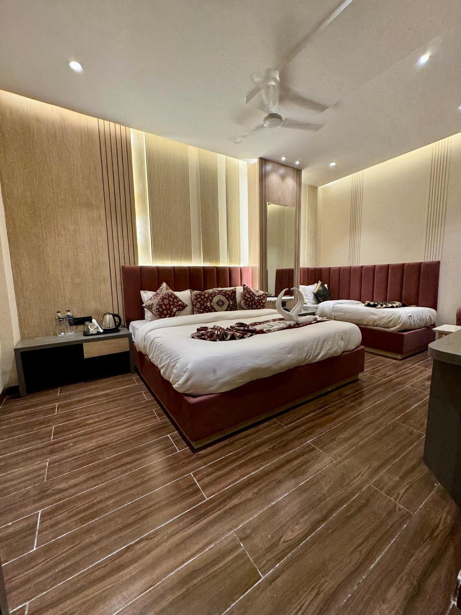 Hotel 51 Амритсар Экстерьер фото